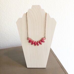 Gold/pink ombre jeweled necklace